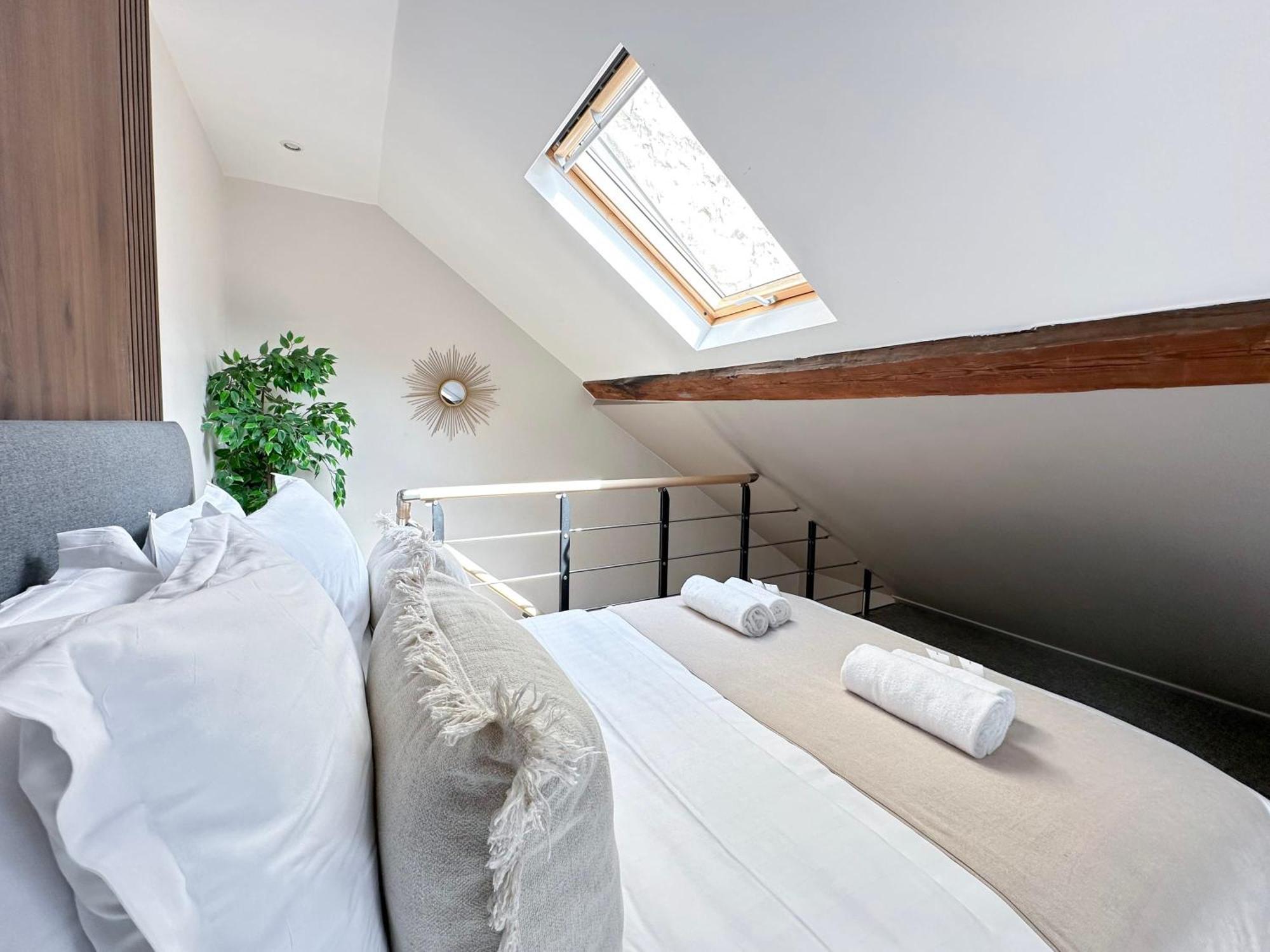 Stylish & Chic Duplex Near Eiffel Tower Apartment Paris Exterior photo