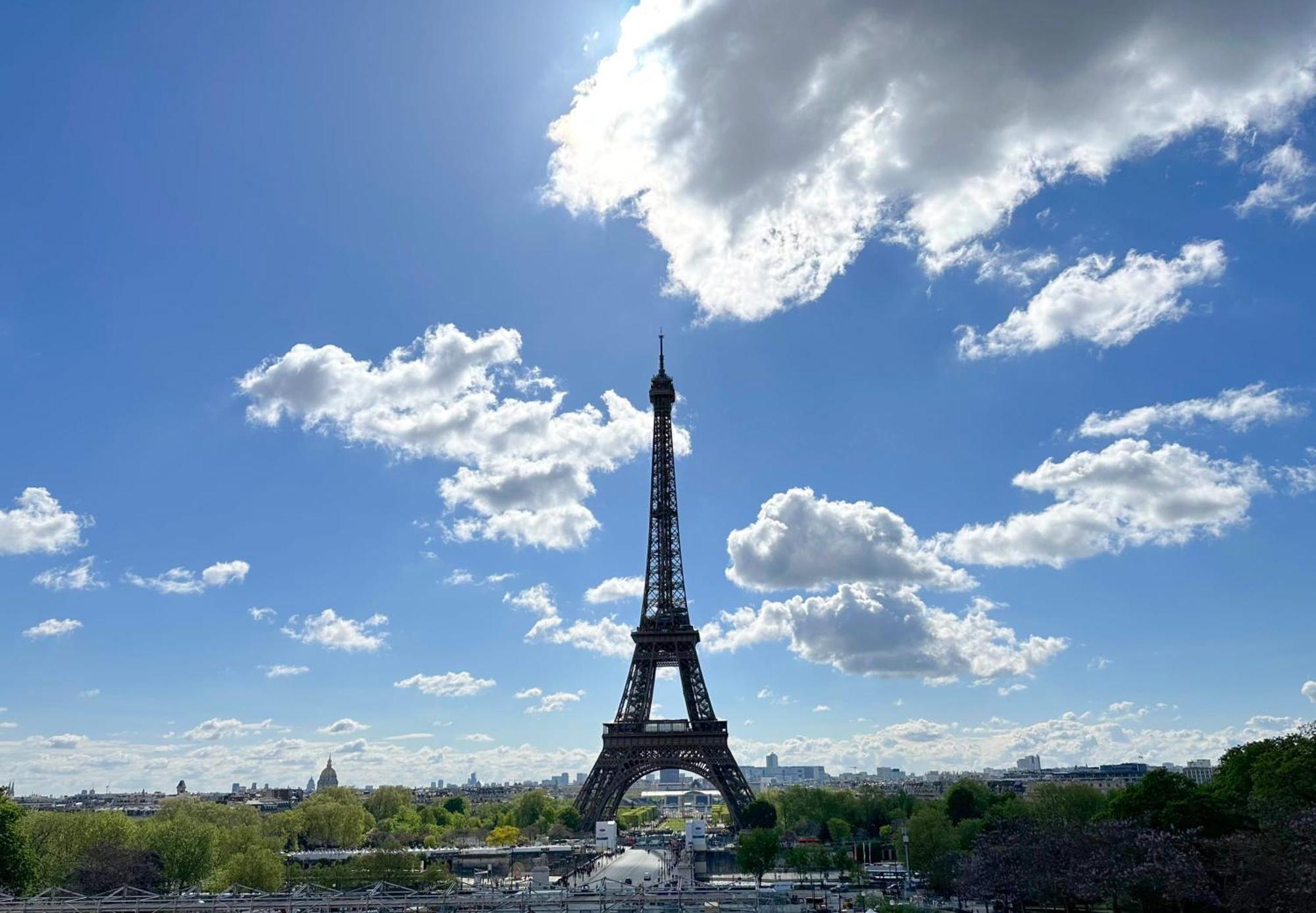 Stylish & Chic Duplex Near Eiffel Tower Apartment Paris Exterior photo
