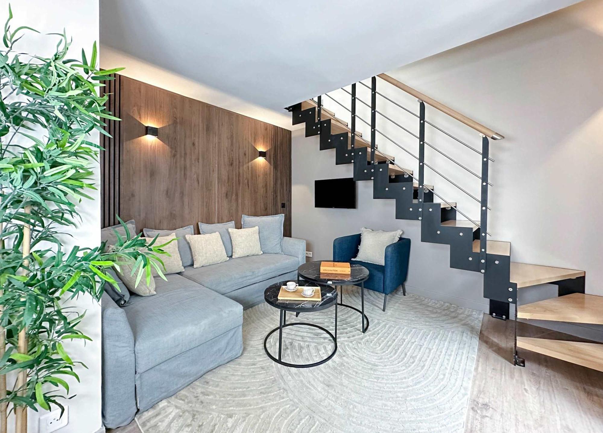 Stylish & Chic Duplex Near Eiffel Tower Apartment Paris Exterior photo